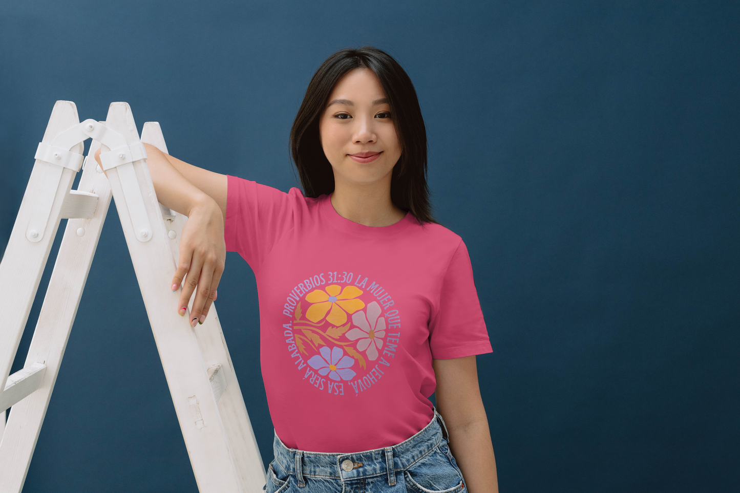 Short sleeve T shirt "Proverbios 31:30"